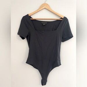 House of Harlow 1960 black bodysuit top size M